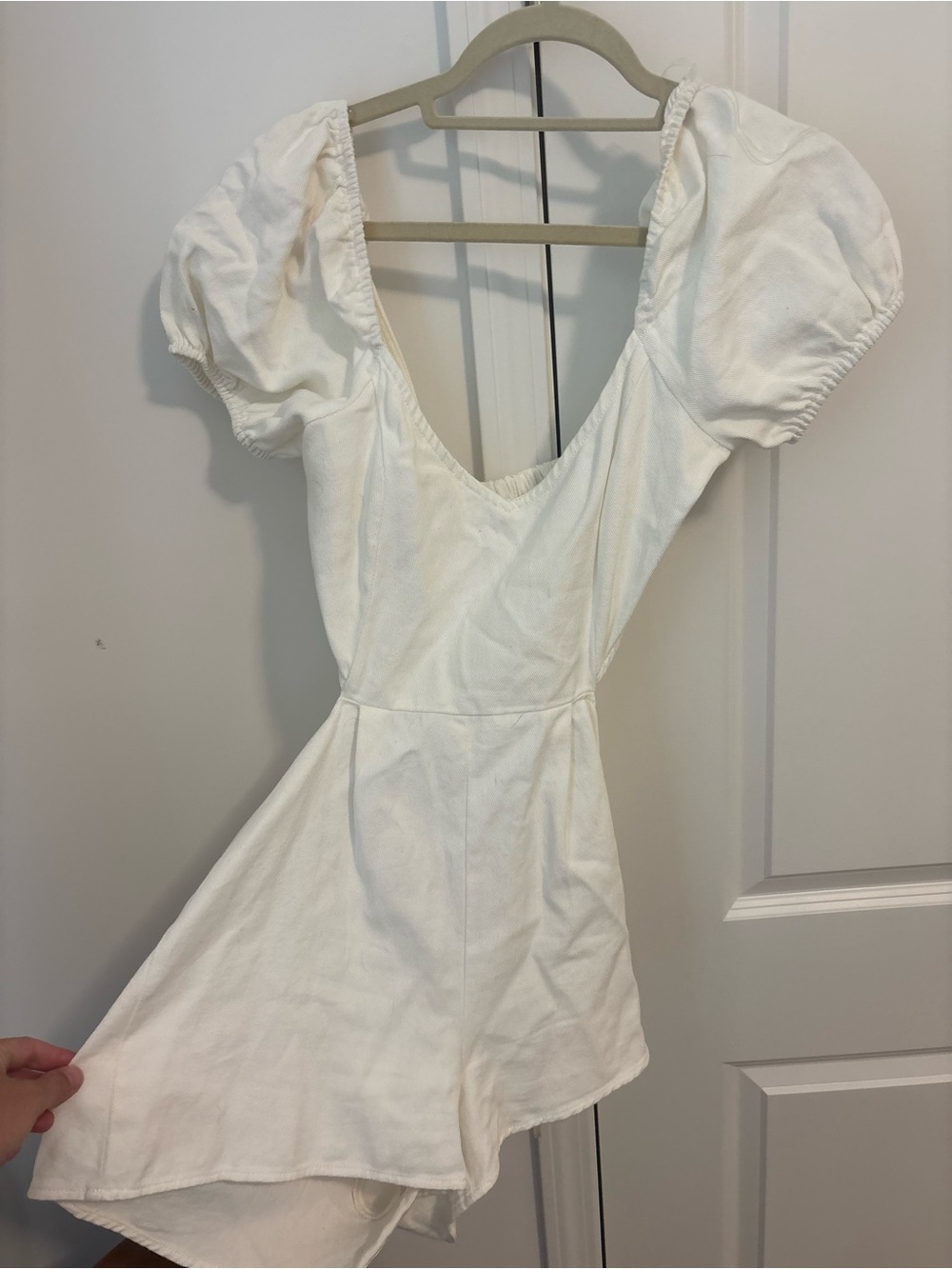 vestique White Puff-Sleeve Mini Dress